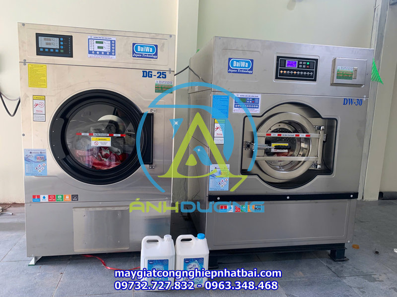 Máy giặt công nghiệp cho khách sạn 100 phòng